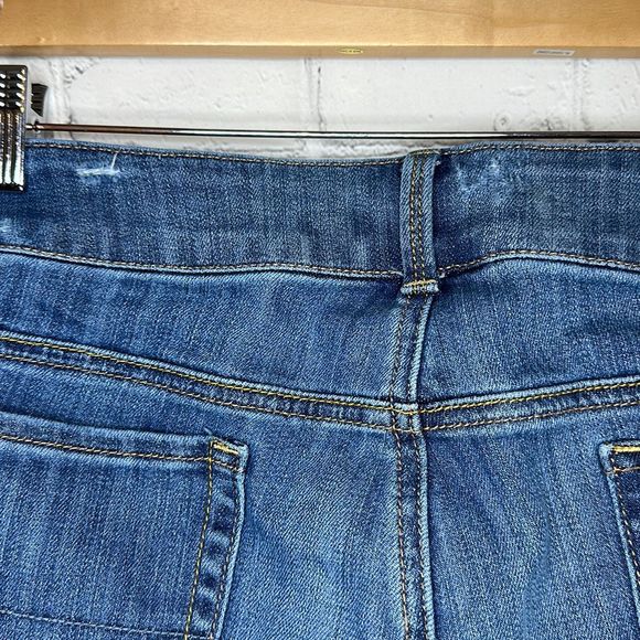 American Eagle Stretch Slightly distressed Artist Jeans size 12 - Picture 7 of 14